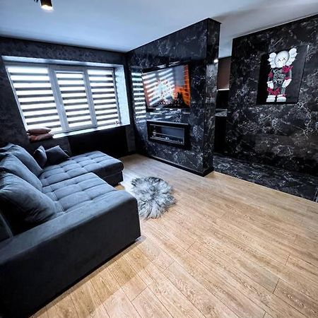 Black Pearl Luxury Apartment Ventspils Exterior photo